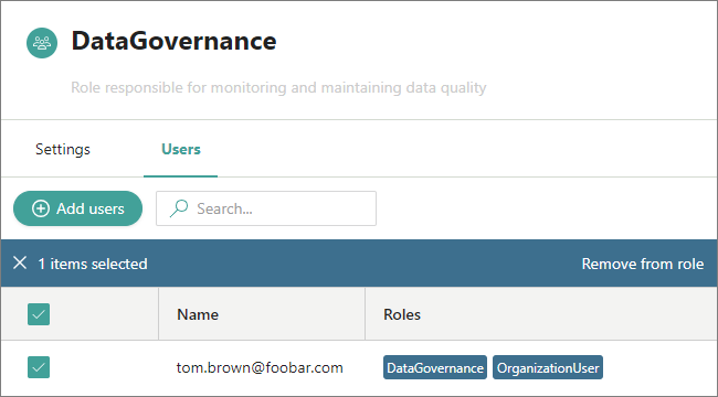 The Users tab of the DataGovernance role with one user selected and the Remove from role action shown